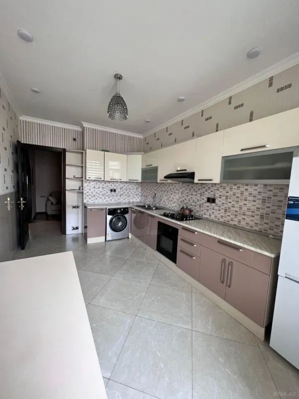 Kirayə verilir 3 otaqlı mənzil 100 m²