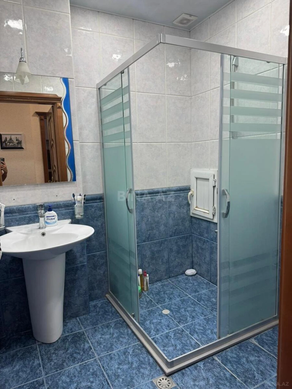Satılır 2 otaqlı mənzil 92 m²