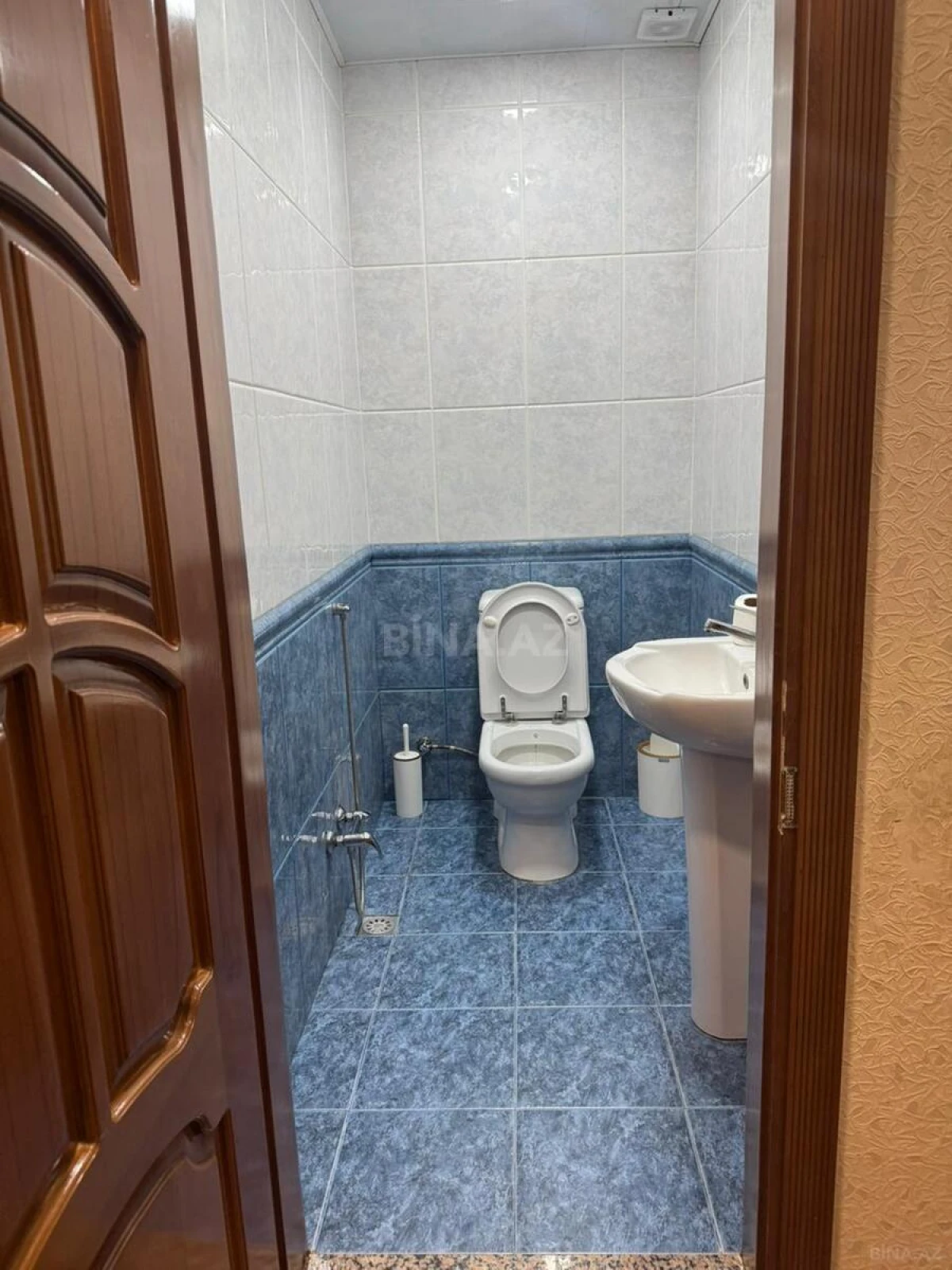 Satılır 2 otaqlı mənzil 92 m²