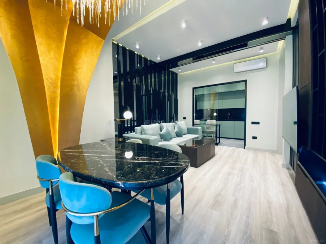 Kirayə verilir 2 otaqlı mənzil 67 m²