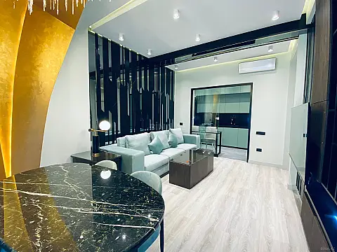 Kirayə verilir 2 otaqlı mənzil 67 m²