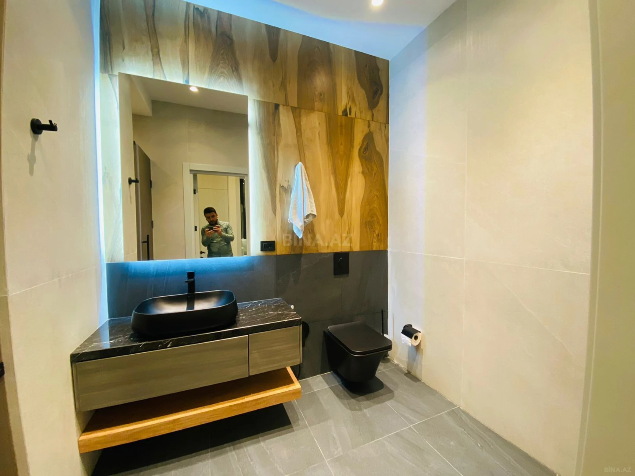 Kirayə verilir 2 otaqlı mənzil 67 m²