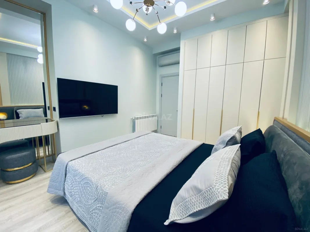 Kirayə verilir 2 otaqlı mənzil 67 m²