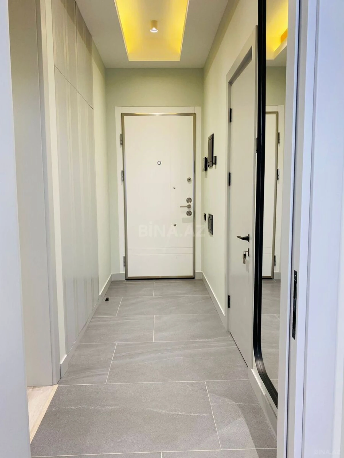 Kirayə verilir 2 otaqlı mənzil 67 m²