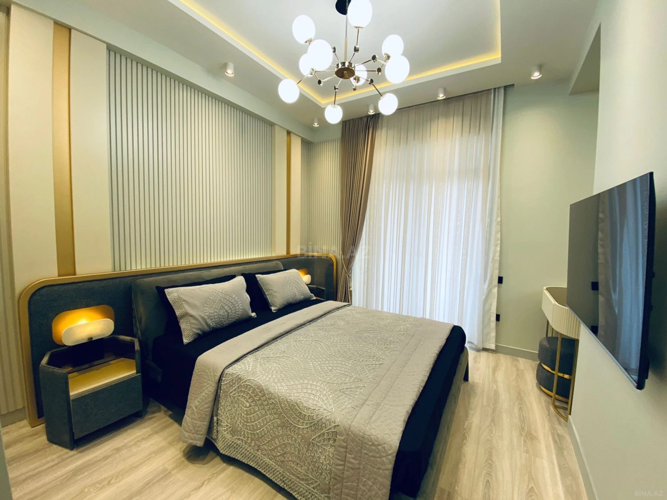 Kirayə verilir 2 otaqlı mənzil 67 m²