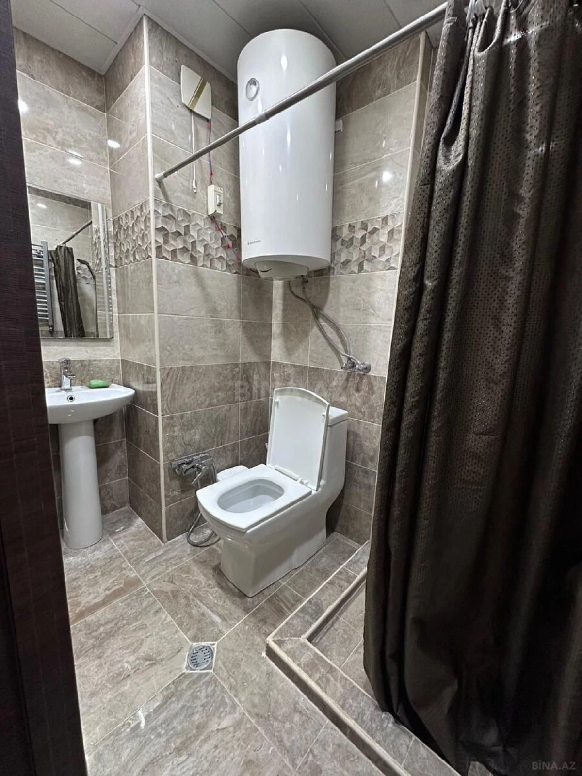 Satılır 3 otaqlı mənzil 90 m²