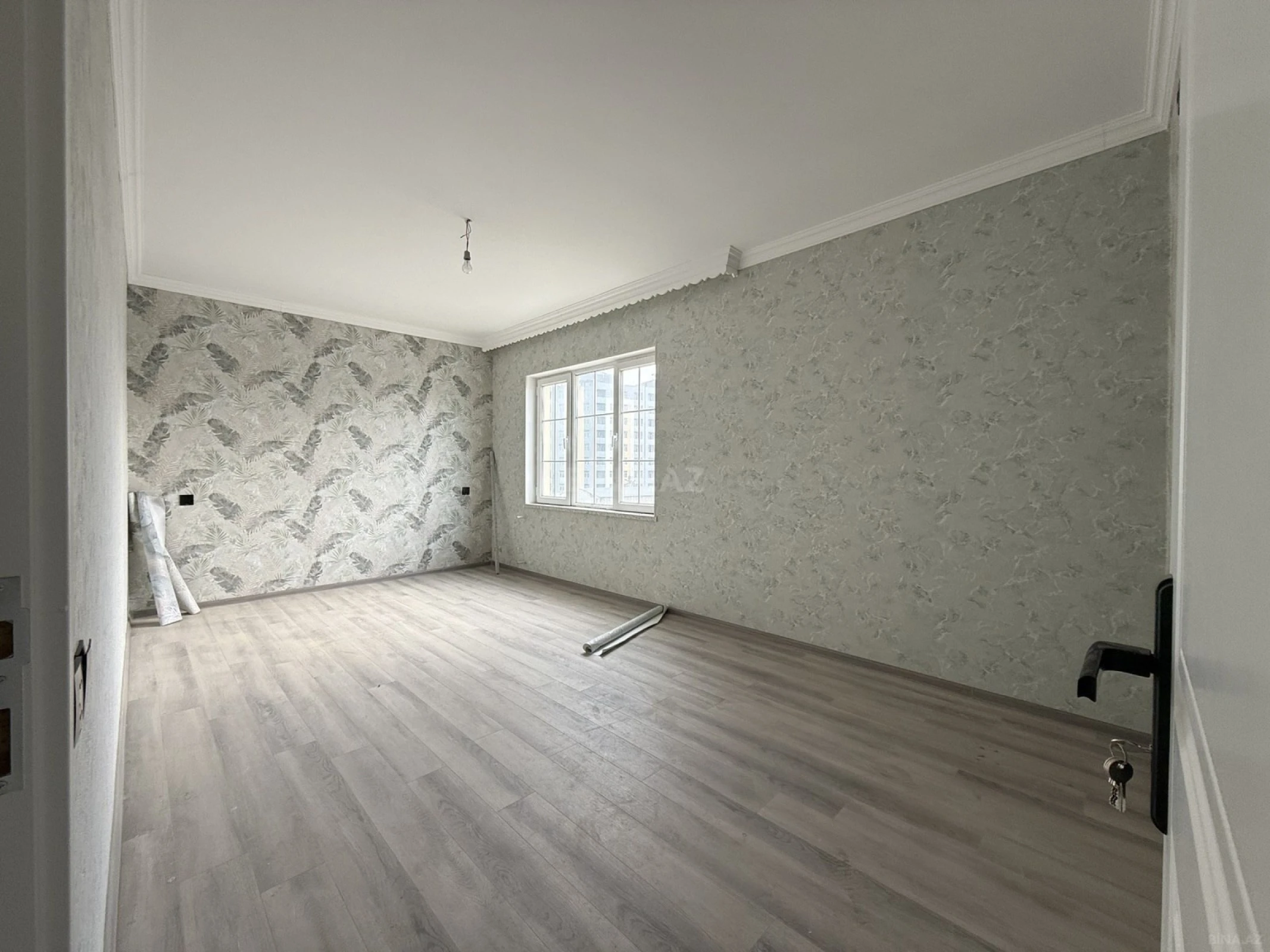 Satılır 6 otaqlı həyət evi 250 m²