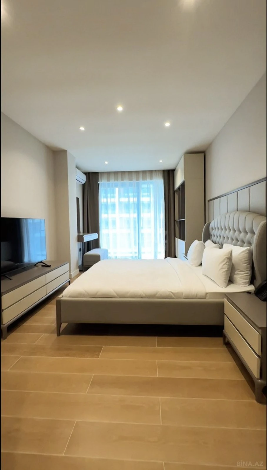 Satılır 2 otaqlı mənzil 91.9 m²