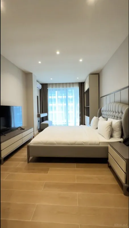 Satılır 2 otaqlı mənzil 91.9 m²