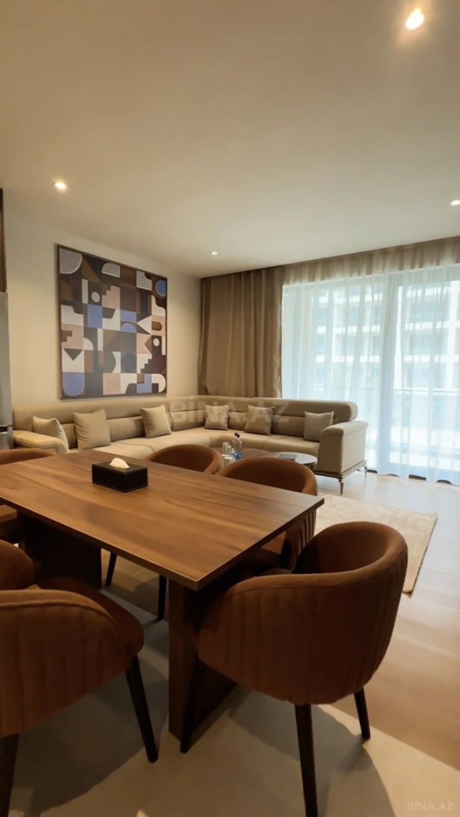 Satılır 2 otaqlı mənzil 91.9 m²