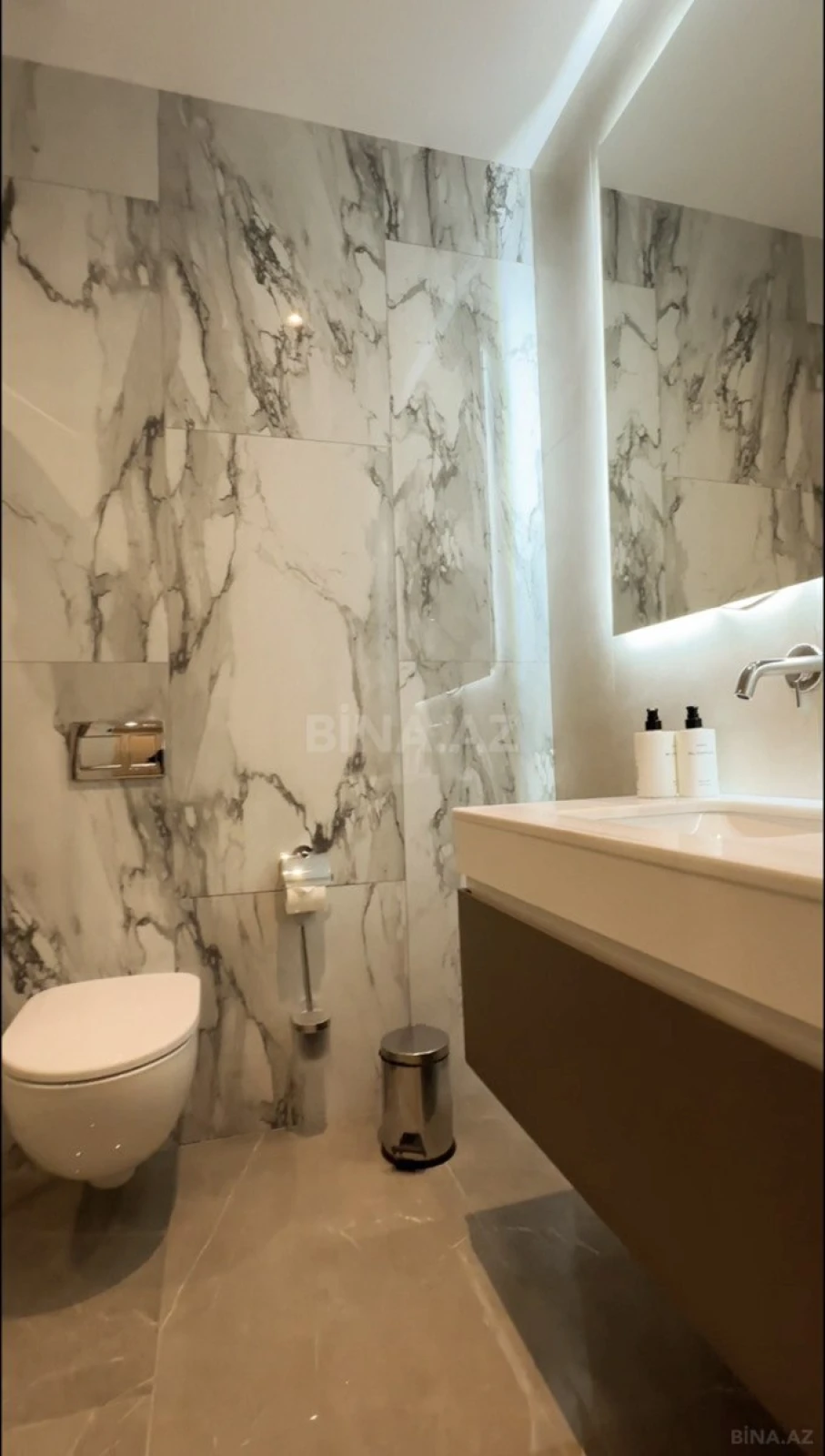 Satılır 2 otaqlı mənzil 91.9 m²