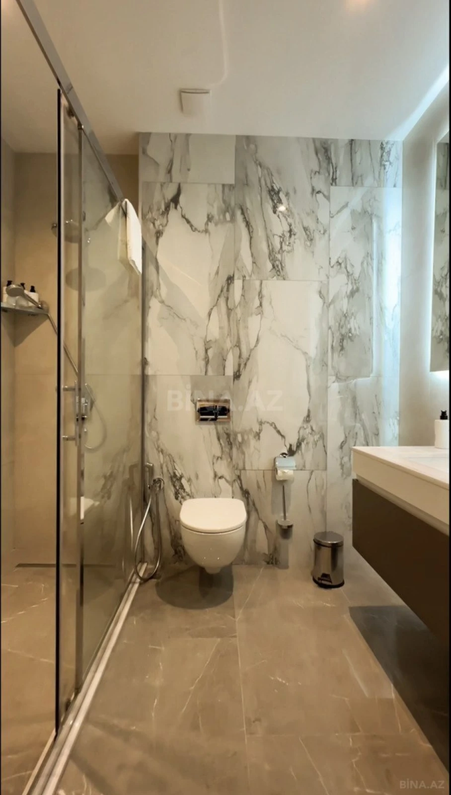 Satılır 2 otaqlı mənzil 91.9 m²