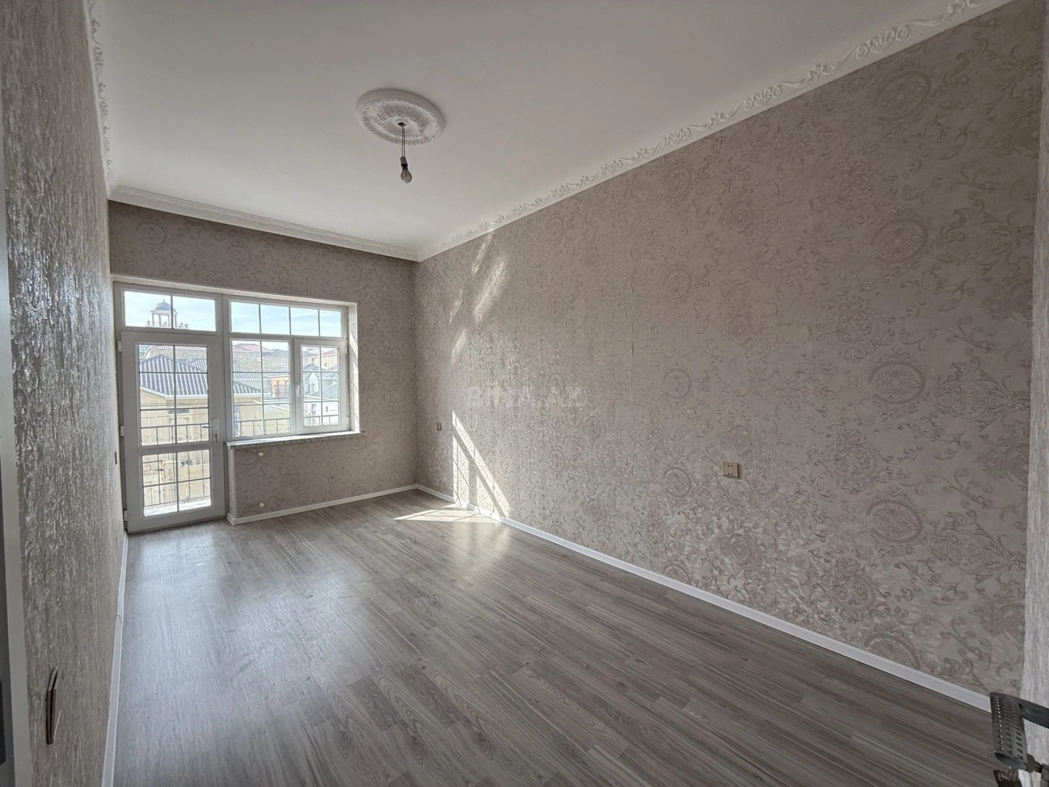 Satılır 4 otaqlı həyət evi 110 m²