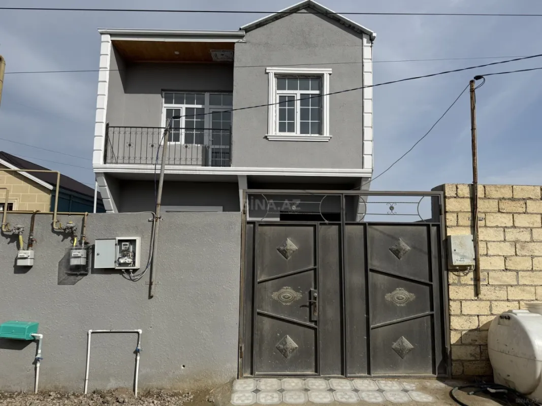 Satılır 4 otaqlı həyət evi 110 m²
