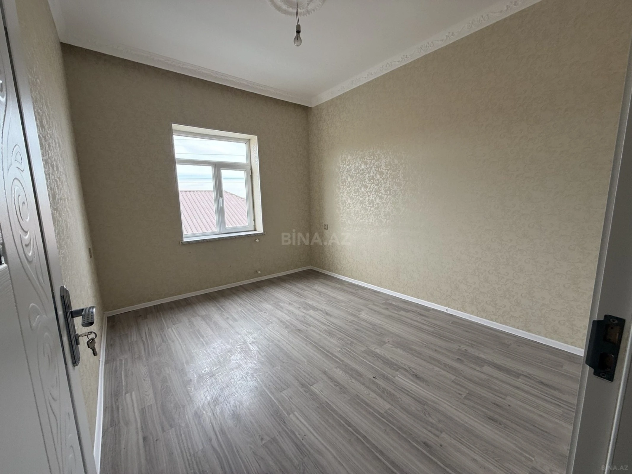 Satılır 4 otaqlı həyət evi 110 m²