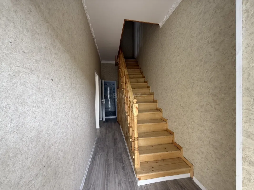 Satılır 4 otaqlı həyət evi 110 m²