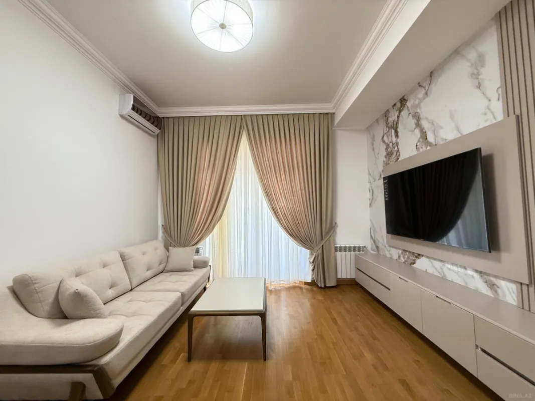 Satılır 2 otaqlı mənzil 65 m²