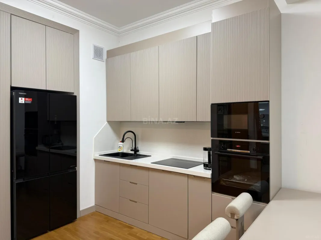 Satılır 2 otaqlı mənzil 65 m²