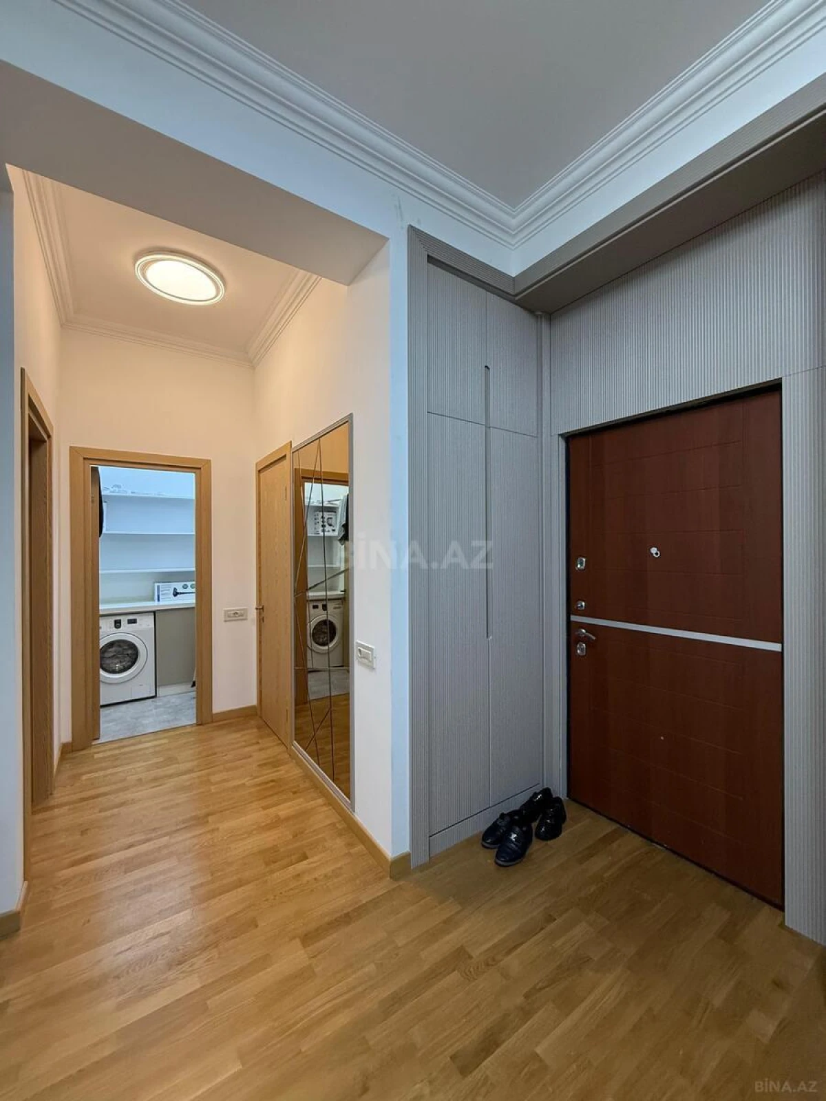 Satılır 2 otaqlı mənzil 65 m²