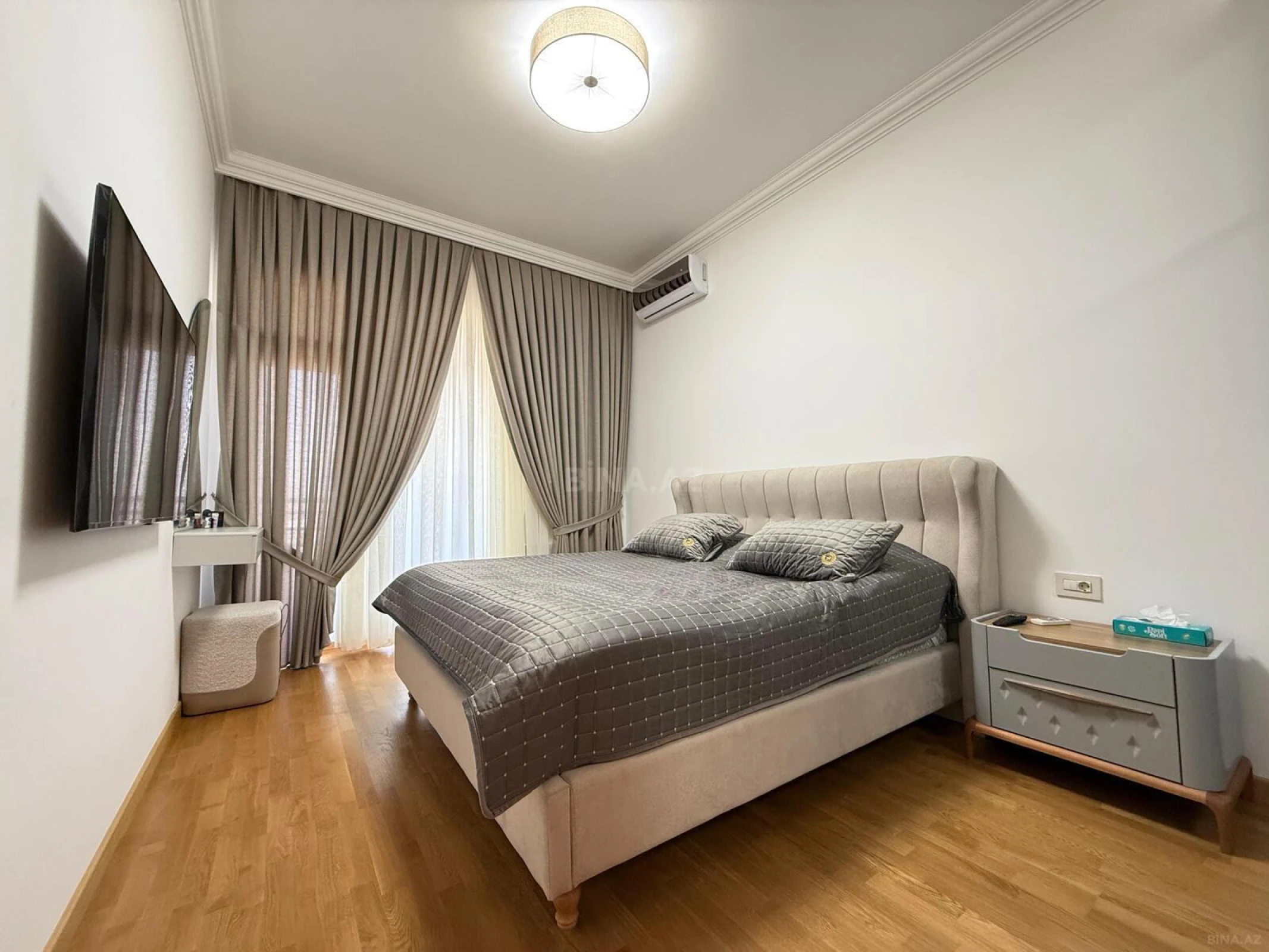 Satılır 2 otaqlı mənzil 65 m²