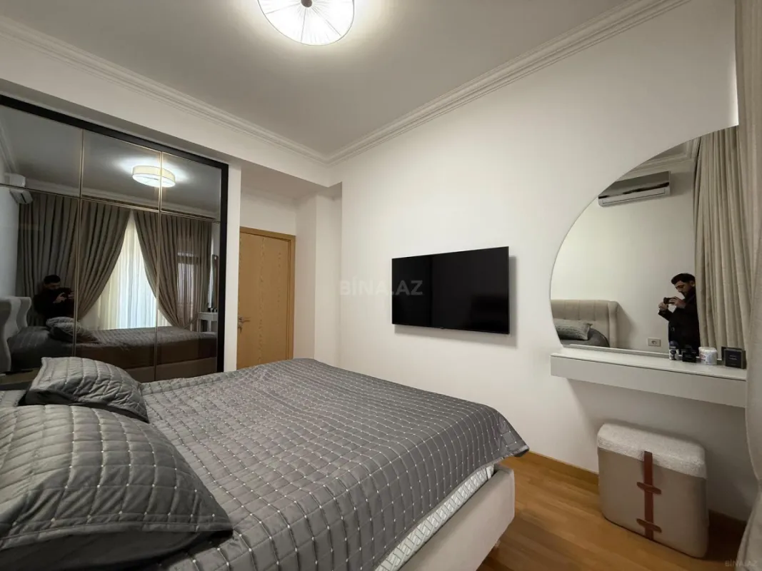 Satılır 2 otaqlı mənzil 65 m²