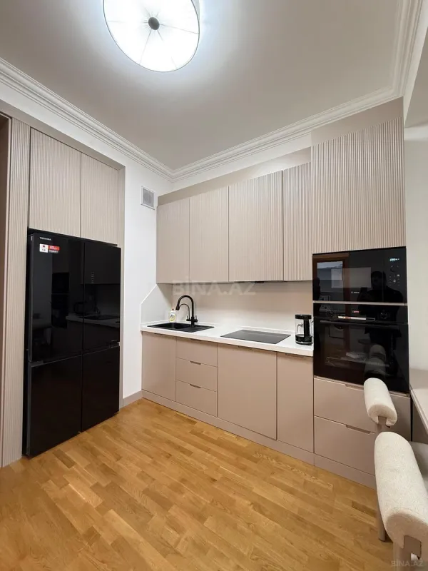 Satılır 2 otaqlı mənzil 65 m²