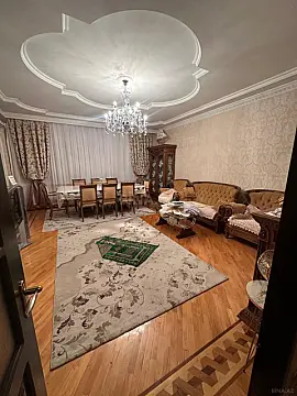 Satılır 3 otaqlı mənzil 128 m² — Bakı 3 otaq 128.00 m²
