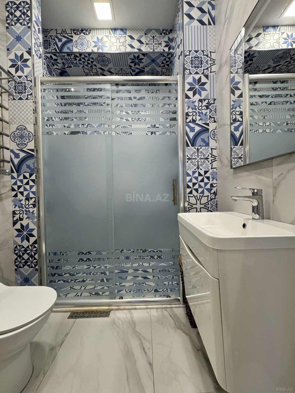 Satılır 3 otaqlı mənzil 170 m²