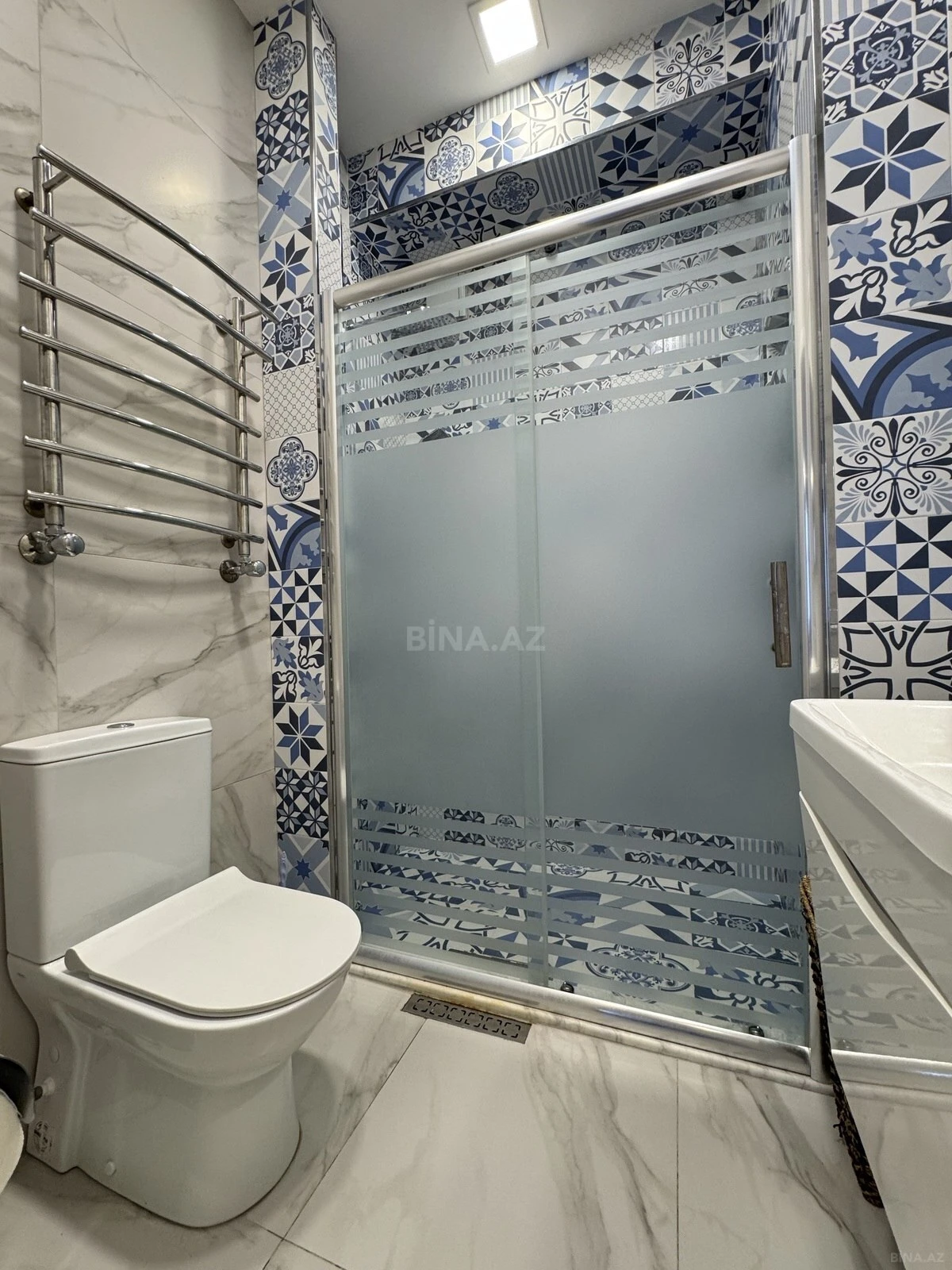 Satılır 3 otaqlı mənzil 170 m²