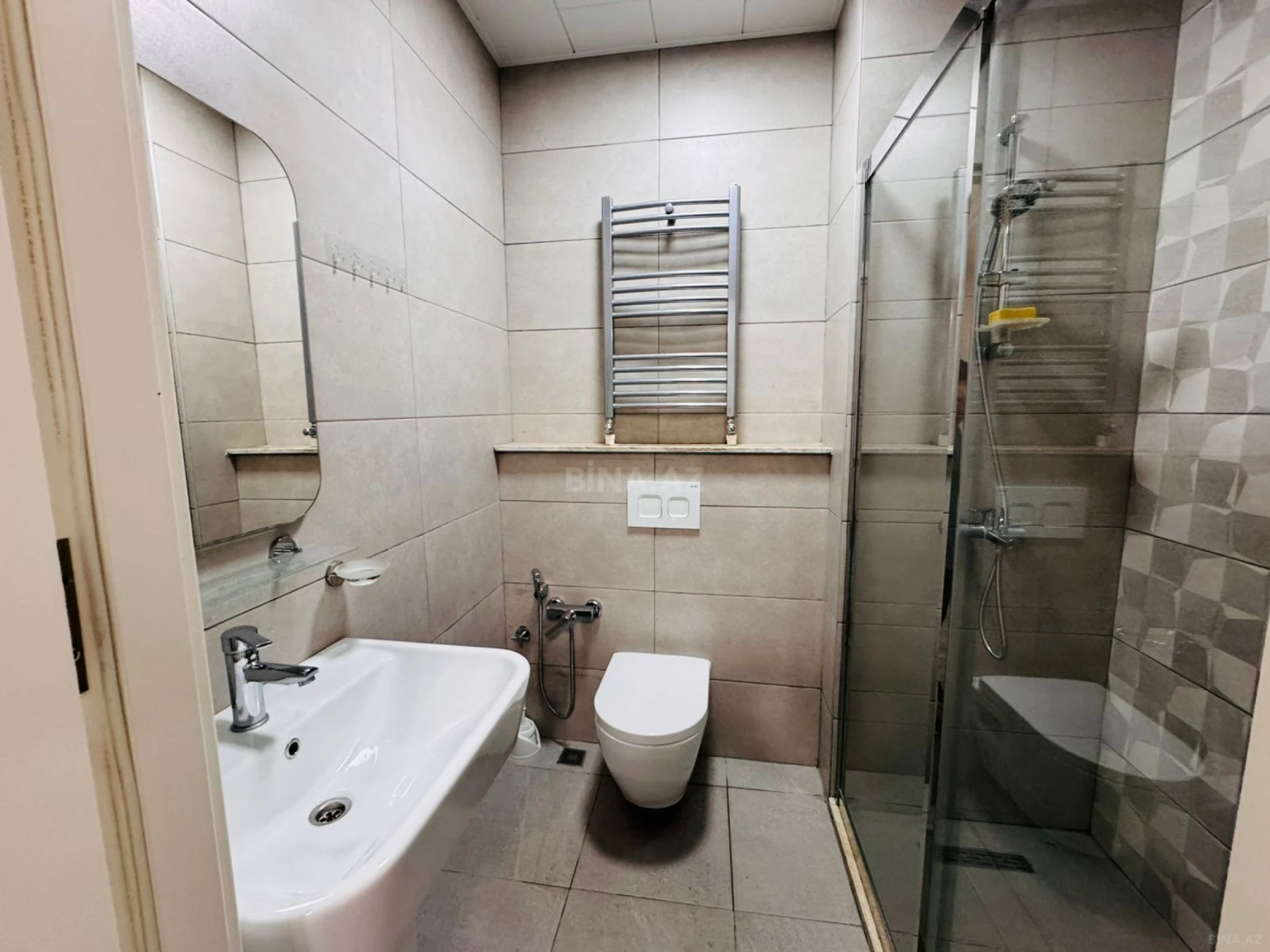 Satılır 3 otaqlı mənzil 77 m²