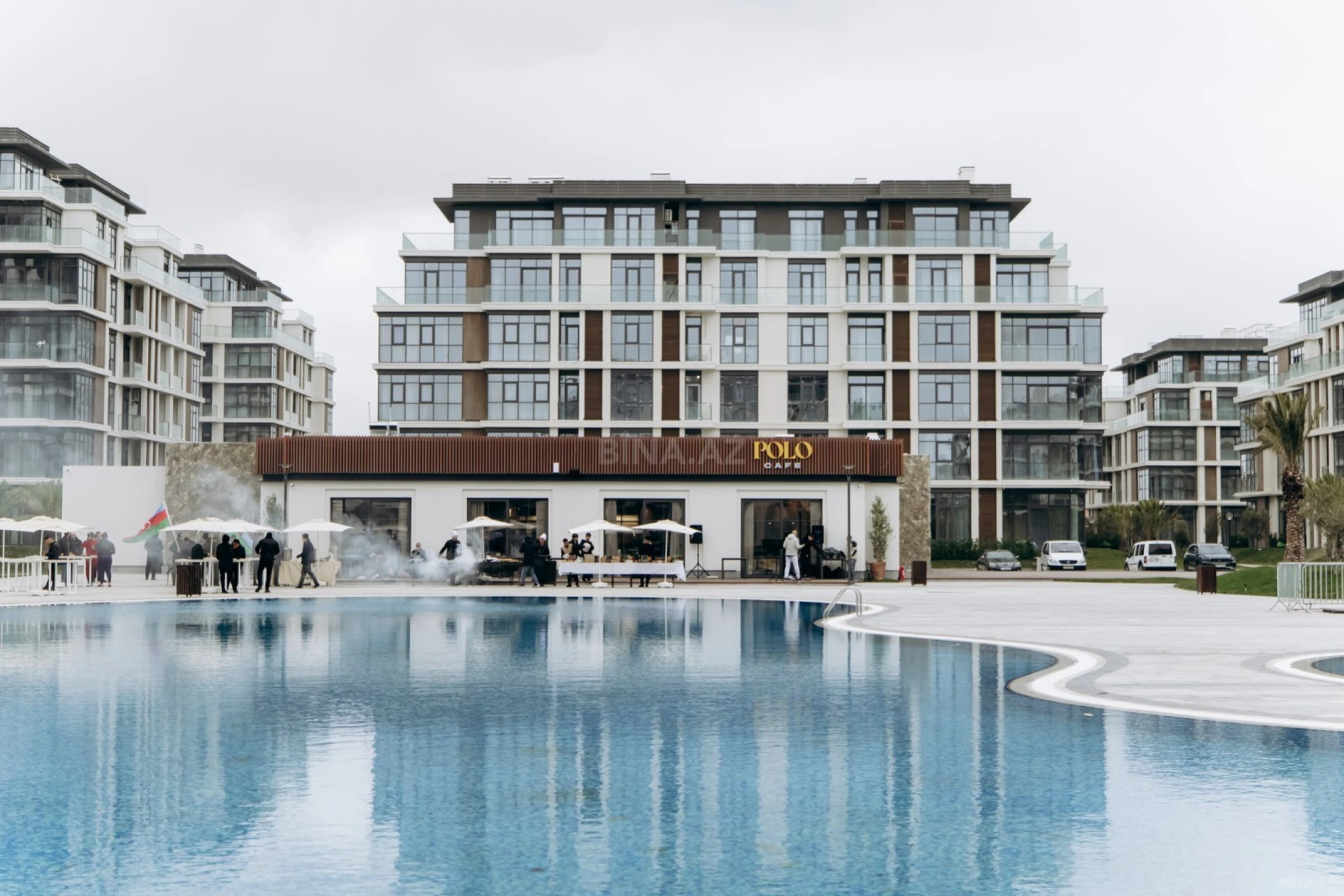 Satılır 2 otaqlı mənzil 72 m²