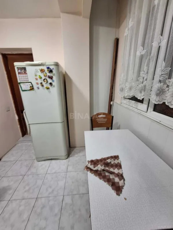 Kirayə verilir 3 otaqlı mənzil 50 m²