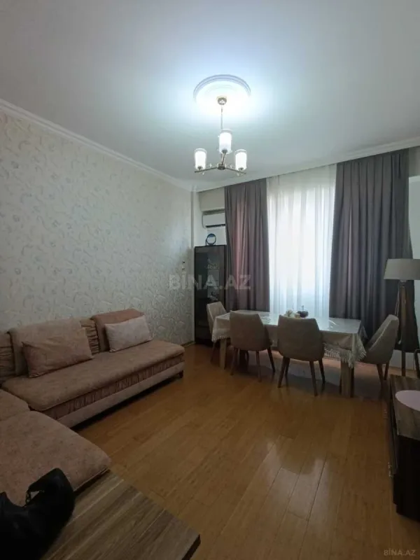 Satılır 2 otaqlı mənzil 60 m²