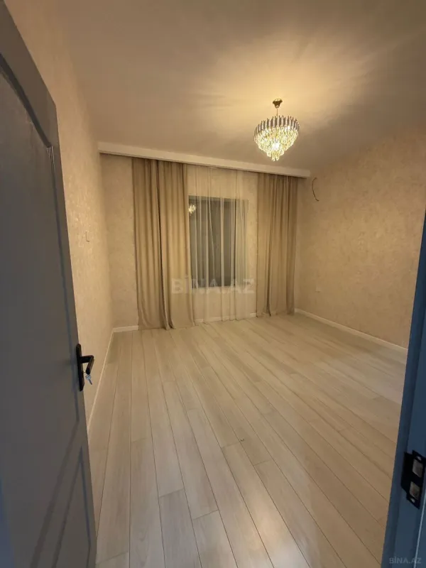 Satılır 5 otaqlı həyət evi 160 m²