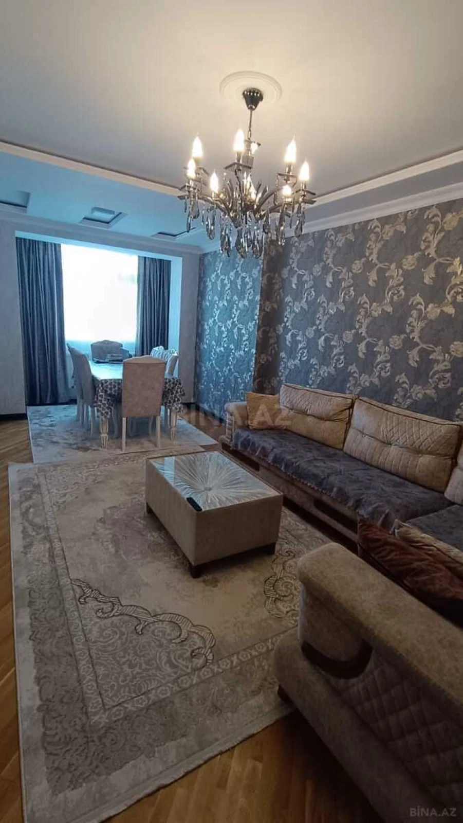 Kirayə verilir 2 otaqlı mənzil 70 m²