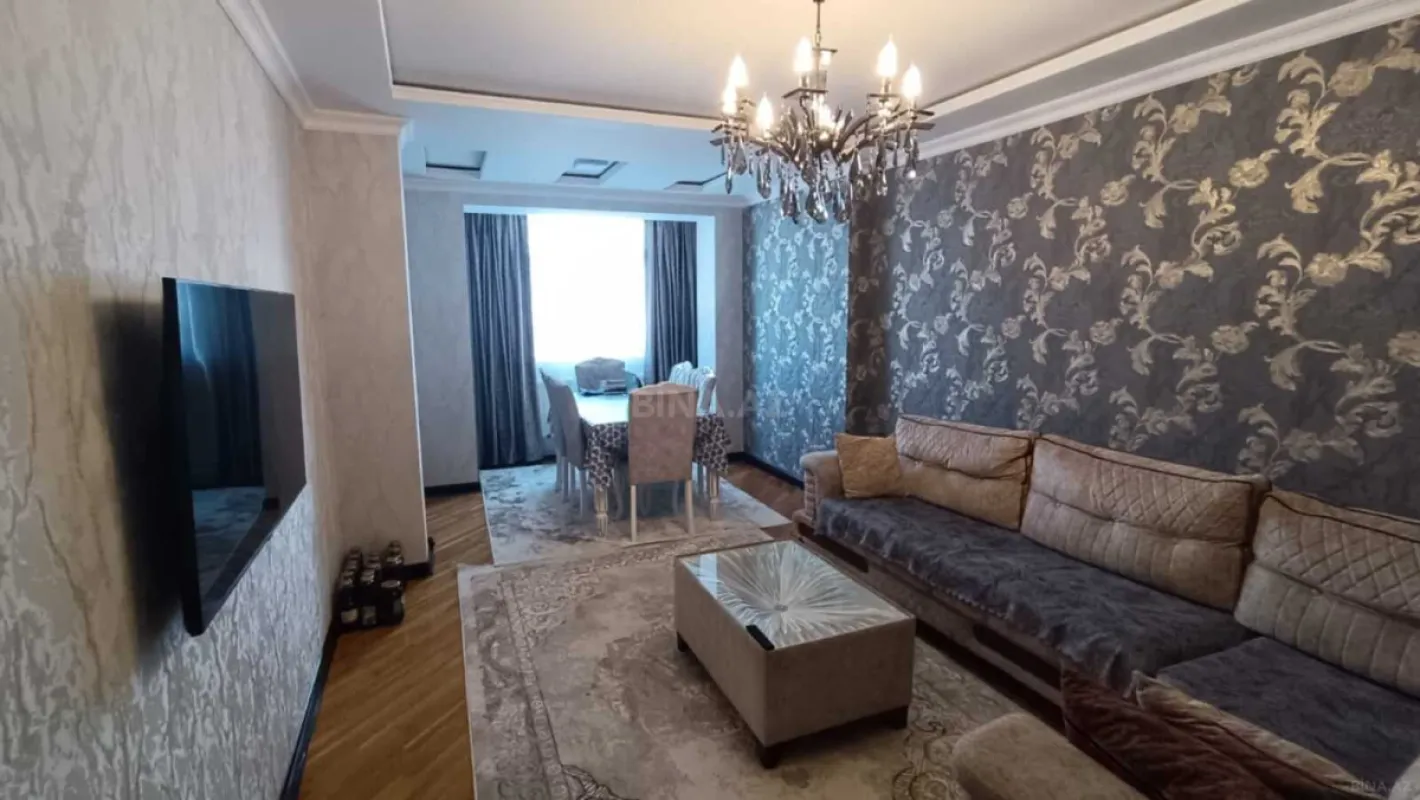 Kirayə verilir 2 otaqlı mənzil 70 m²
