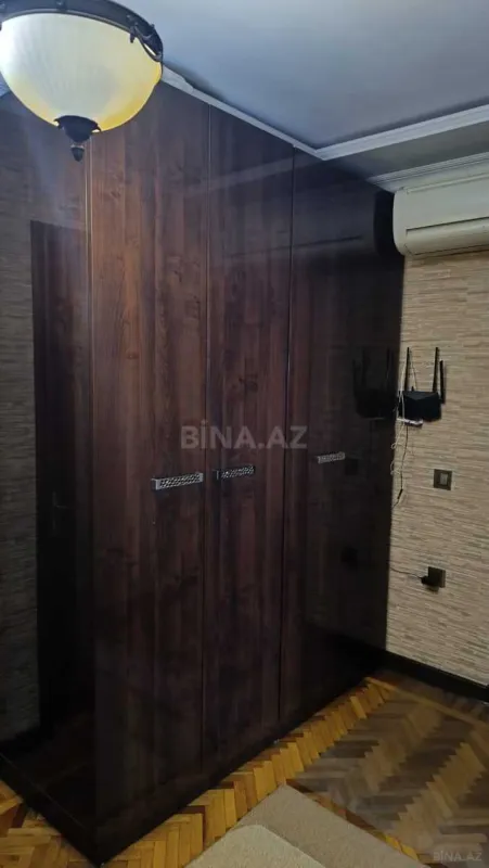 Kirayə verilir 2 otaqlı mənzil 70 m²