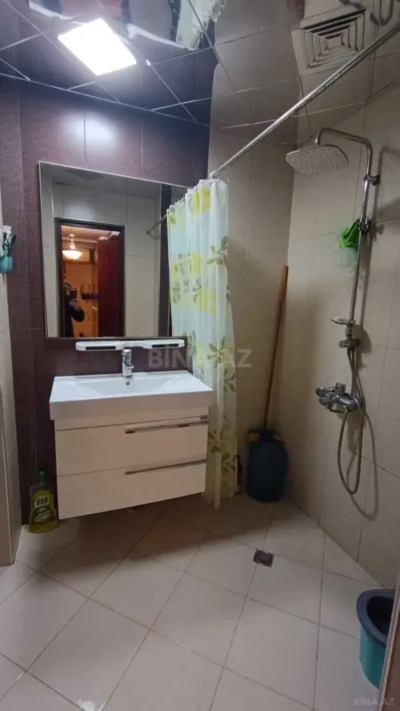 Kirayə verilir 2 otaqlı mənzil 70 m²