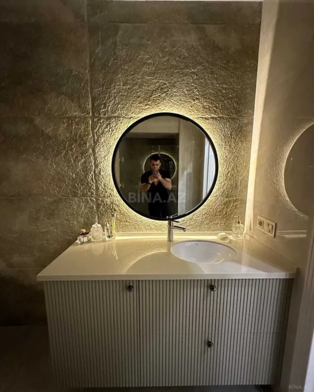 Kirayə verilir 3 otaqlı mənzil 145 m²