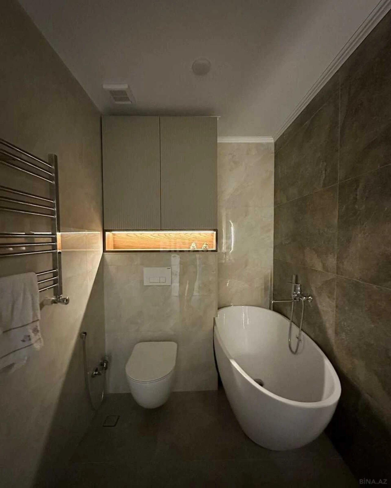 Kirayə verilir 3 otaqlı mənzil 145 m²