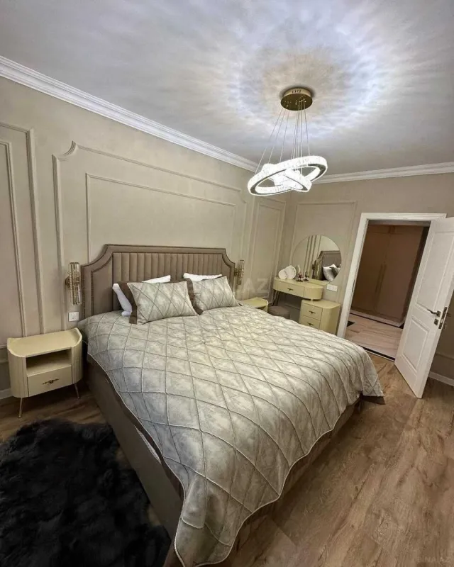 Kirayə verilir 3 otaqlı mənzil 145 m²