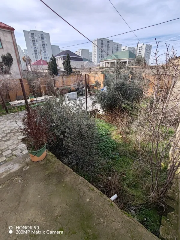 Satılır 3 otaqlı həyət evi 100 m²
