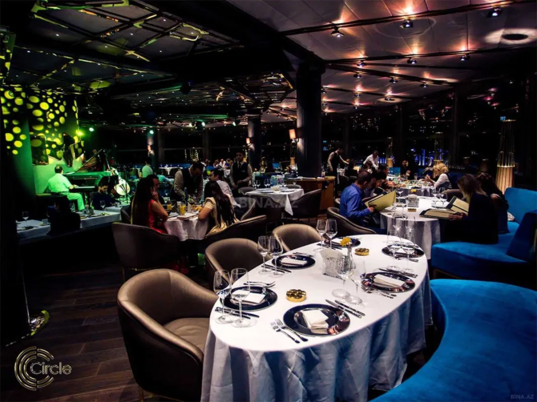 Satılır obyekt 850 m²