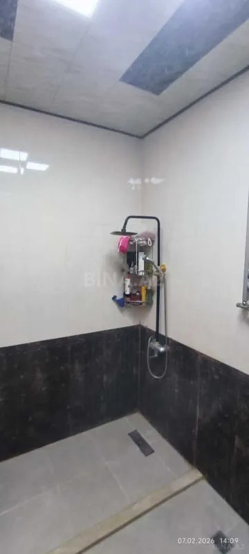 Satılır 3 otaqlı mənzil 125 m²