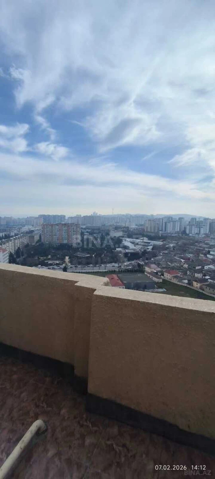Satılır 3 otaqlı mənzil 125 m²