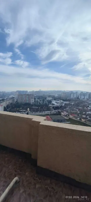 Satılır 3 otaqlı mənzil 125 m²