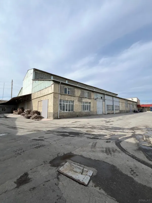 Kirayə verilir obyekt 1000 m²