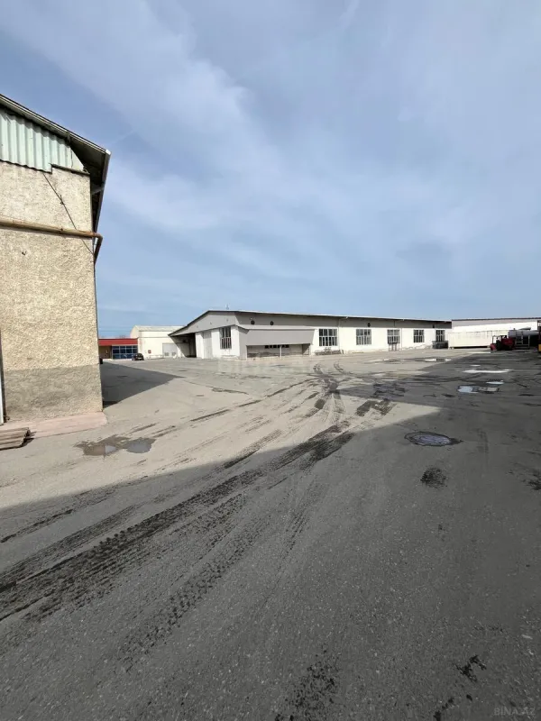 Kirayə verilir obyekt 1000 m²