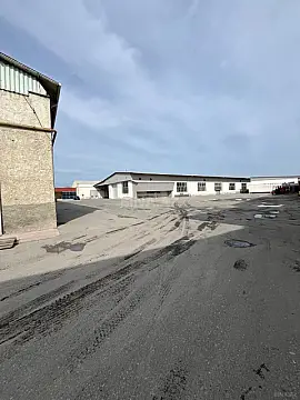 Kirayə verilir obyekt 1000 m²