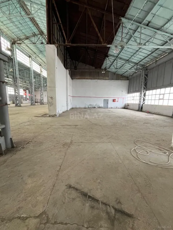 Kirayə verilir obyekt 1000 m²